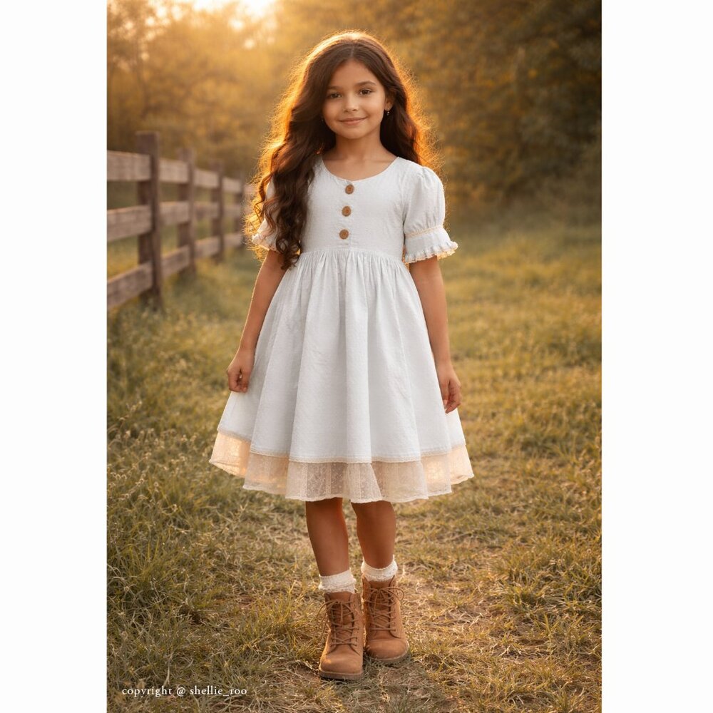 LOVELY Cottage Core Dress 100% Cotton Aqua Ivory Embroider Lace Girls Size 10